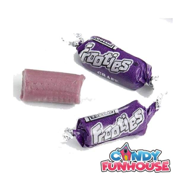 Tootsie Roll Frooties Grape Candy Tootsie Roll Industires 1.2kg - 1970s American American Candy Bulk Colour_Purple - Tootsie - Tootsie Candy - Tootsie Roll - Frooties - Frooties Candy - Grape Candy - Frooties Grape